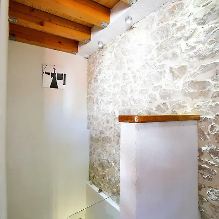 Julijana 아파트 *